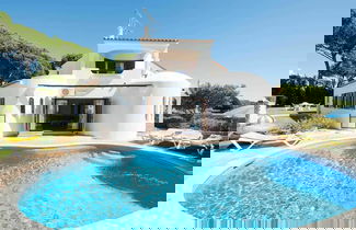 Foto 1 - Modern Holiday Home in Quarteira With Swimming Pool