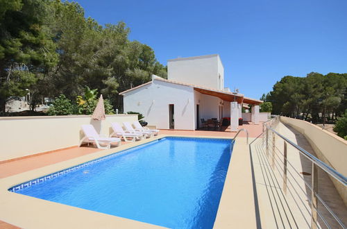 Foto 20 - Luxurious & Secluded Villa - Private Pool, Walk to the Beach & Moraira: Villa Ampolla 2