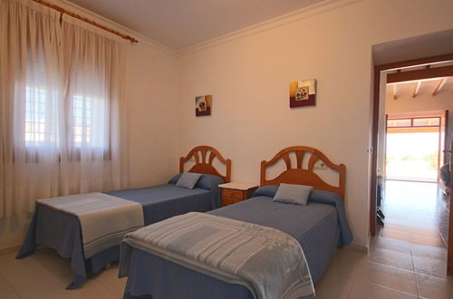 Photo 5 - Low Price 4 Bedroom Villa With Nice View Over The Sea, Private Pool, Wifi, BBQ