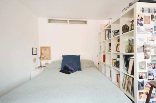 Photo 2 - Bright and Cosy Studio Apartment in Stokes Croft