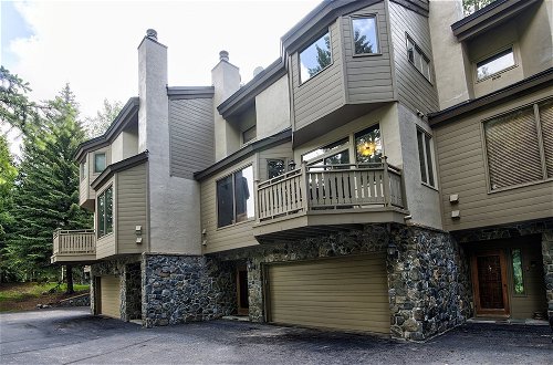 Photo 31 - Golf Terrace Townhome 25