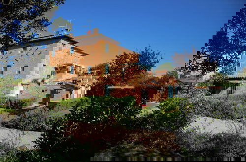 Photo 41 - Villa in Cortona With Pool & Garden