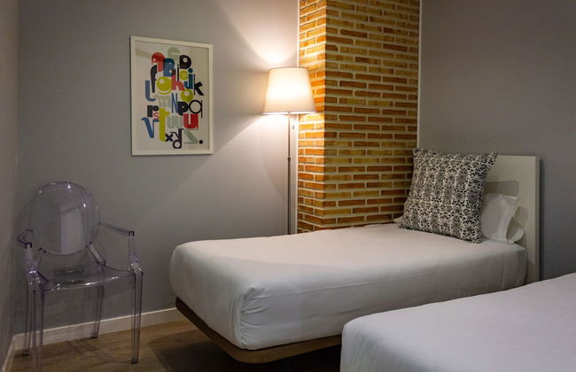 Arenal Suites - Photo 11