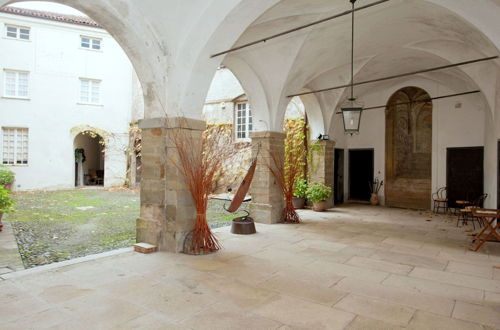 Photo 16 - Apartment in Castle With Garden