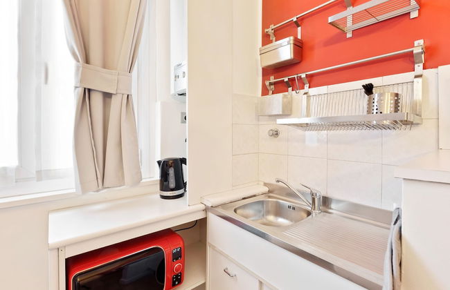 Cosy Nest Isola District Heart - Photo 8