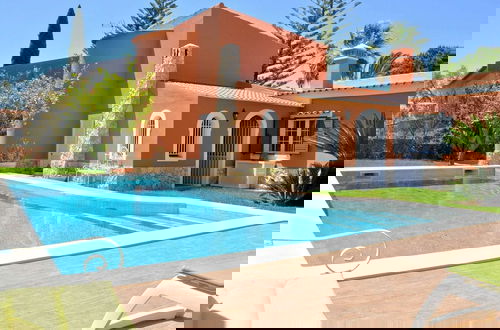 Foto 19 - Villa in Quiet Area with Private Pool near Golf Courses & Marina