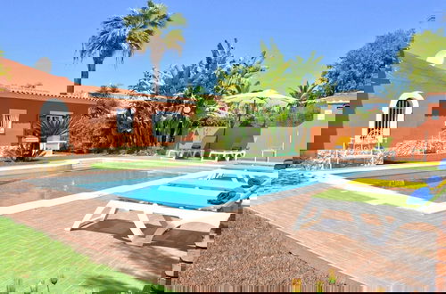 Foto 13 - Villa in Quiet Area with Private Pool near Golf Courses & Marina