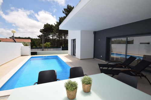 Photo 15 - Modern Villa With Private Pool, Near the Beautiful Beach of Foz de Arelho