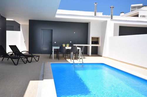 Photo 22 - Modern Villa With Private Pool, Near the Beautiful Beach of Foz de Arelho