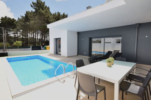 Photo 27 - Modern Villa With Private Pool, Near the Beautiful Beach of Foz de Arelho