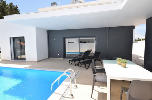 Photo 28 - Modern Villa With Private Pool, Near the Beautiful Beach of Foz de Arelho