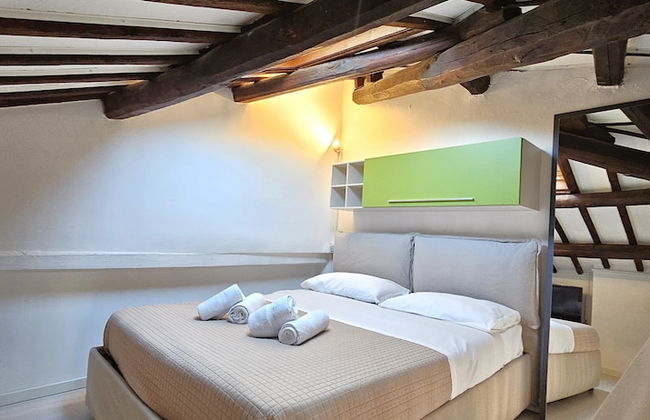 Monserrato Apartment - Photo 12