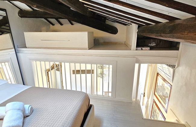 Monserrato Apartment - Photo 16