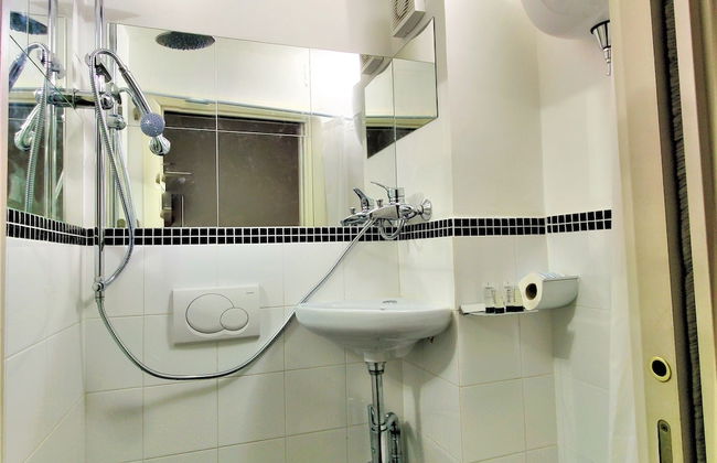 Monserrato Apartment - Photo 53