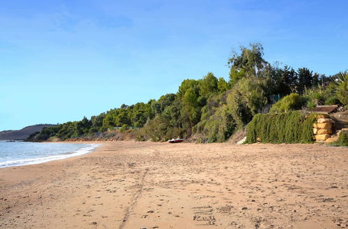 Foto 25 - Lush Holiday Home in Sciacca near Golf Course