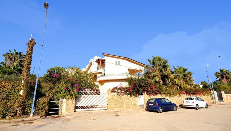 Foto 1 - Lush Holiday Home in Sciacca near Golf Course