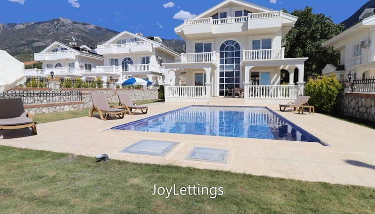 Photo 1 - Villa BEY3 by JoyLettings