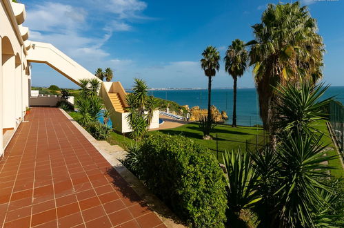 Photo 27 - A15- Cliffside Beach Apartment by Dreamalgarve