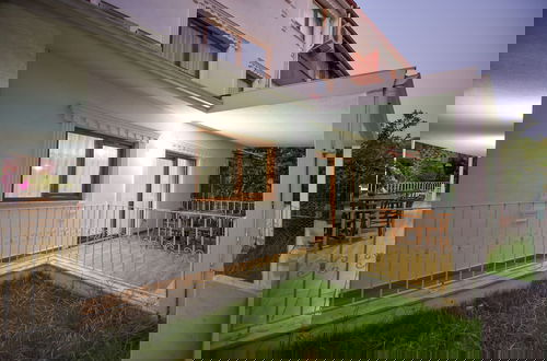 Foto 18 - Infinity Rainbow Villa