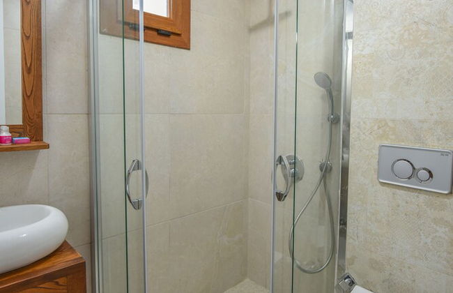 Infinity Rainbow Villa - Photo 13