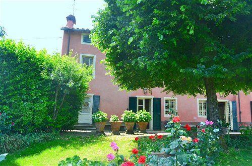 Photo 30 - Charming Holiday Home, Near Lucca With a Private Pool