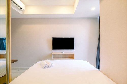Foto 2 - Comfortable 1Br At Gold Coast Apartment