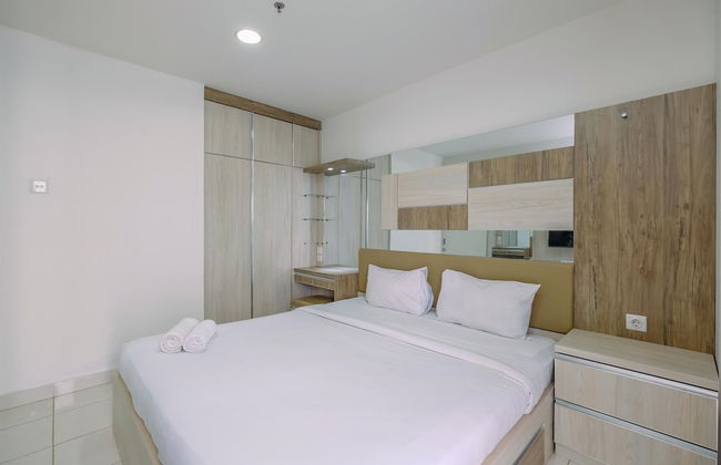 Homey And Comfy 2Br Sentul Tower Apartment - Foto 2