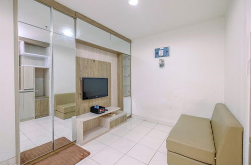 Photo 18 - Homey And Comfy 2Br Sentul Tower Apartment