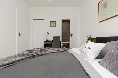 Photo 7 - Apartment on Ursus by Renters Prestige