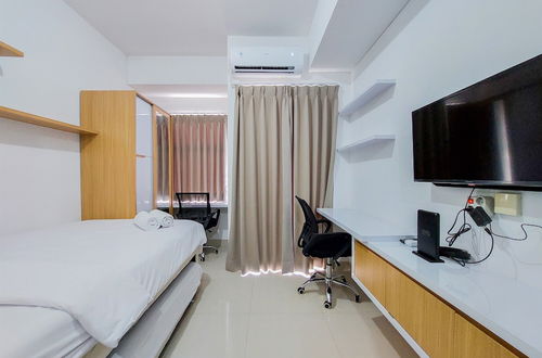 Photo 2 - Cozy And Nice Studio Apartment At Serpong Garden