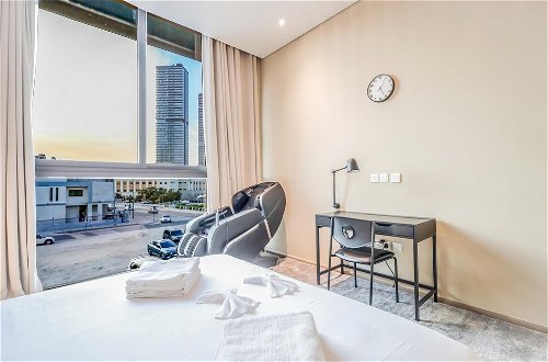 Foto 8 - Elite LUX Holiday Homes - Luxurious 1BR Suite in Signature Livings JVC - Dubai
