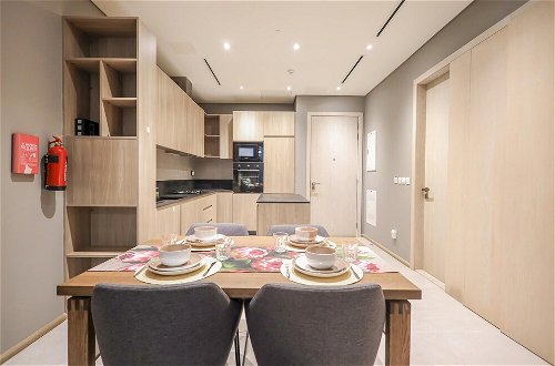 Foto 5 - Elite LUX Holiday Homes - Luxurious 1BR Suite in Signature Livings JVC - Dubai