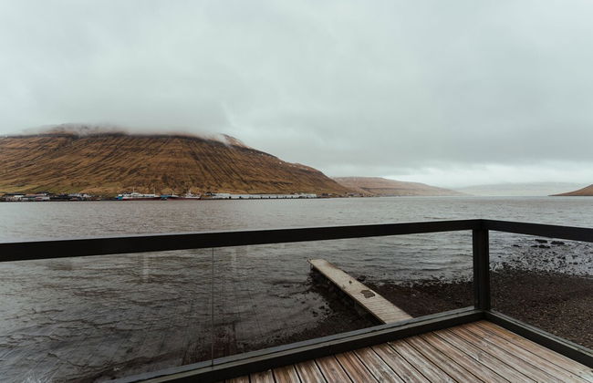 Waterfront Retreat | 2 Br Boathouse - Photo 19