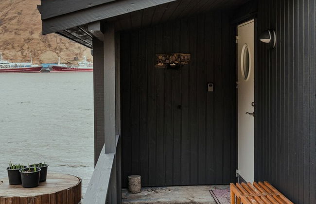 Waterfront Retreat | 2 Br Boathouse - Photo 2