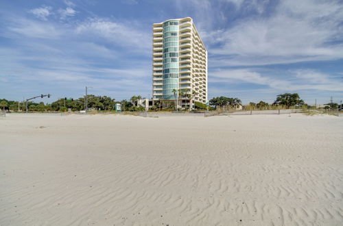 Foto 12 - Beachfront Biloxi Condo: Balcony & Community Perks