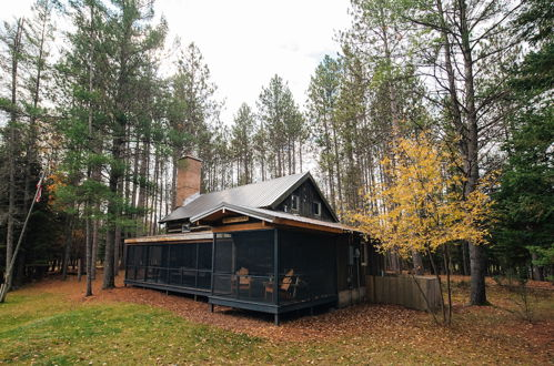 Foto 62 - Uncle Tom's 3BDR Cabin For Nature Lover