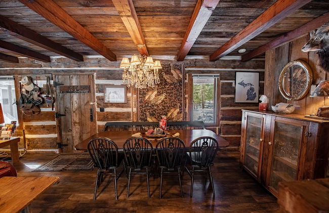 Uncle Tom's 3BDR Cabin For Nature Lover - Photo 15