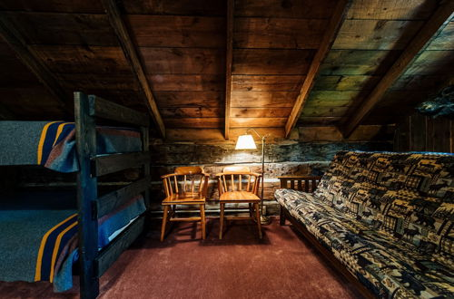 Foto 4 - Uncle Tom's 3BDR Cabin For Nature Lover