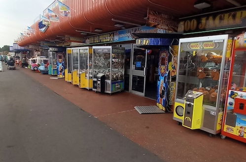 Photo 10 - Chapel St Leonards Happy Days Beachfield