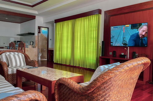 Photo 2 - Medewi Surf Villa Luxury