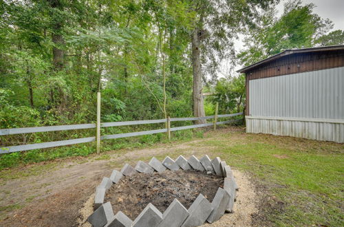 Foto 13 - Eufaula Retreat: Community Pool & Screened Porch