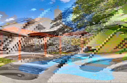 Foto 1 - Upscale Pflugerville Paradise w/ Private Pool