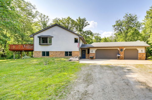 Photo 14 - Faribault Home w/ Deck Near Cedar Lake Boat Ramp