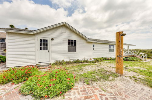 Photo 23 - Oceanfront Amelia Island Cottage: Deck & Boardwalk