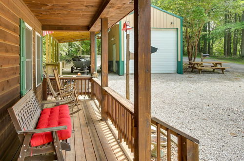 Photo 13 - Pet-friendly Byrdstown Cabin w/ Fire Pit & Porch