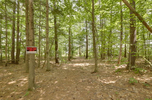 Photo 14 - Spacious Cabin w/ Private Dock on Thompson Lake