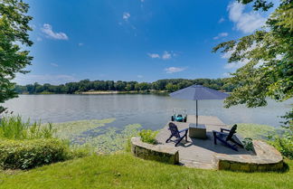 Foto 1 - Lakefront Brewster Vacation Rental w/ Private Dock