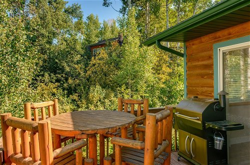 Foto 1 - Star Valley Ranch Cabin Rental w/ Private Hot Tub