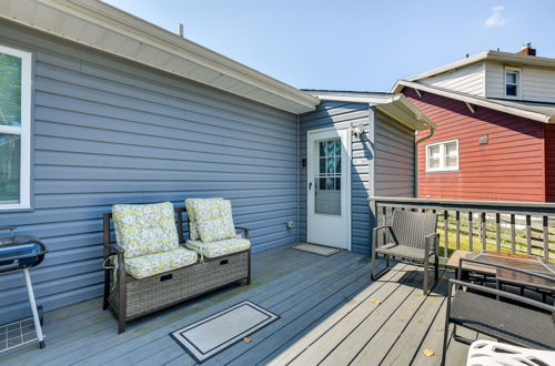 Photo 12 - Charming Edgemere Home w/ Deck & Grill