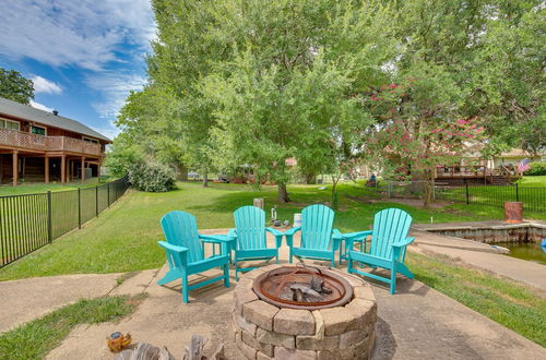 Photo 2 - Waterfront Texas Retreat w/ Deck, Grill & Fire Pit